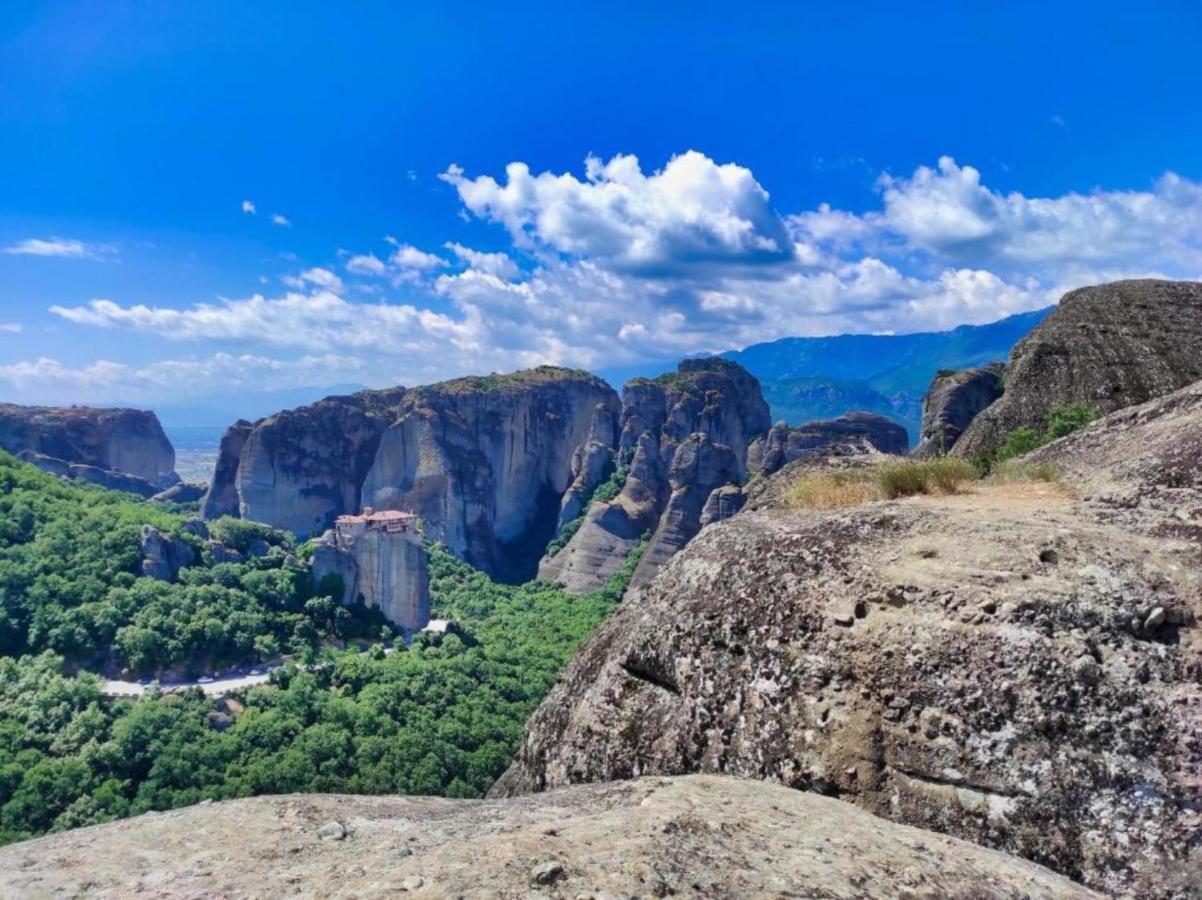 Апартаменты Enjoy Meteora One Калампака Экстерьер фото
